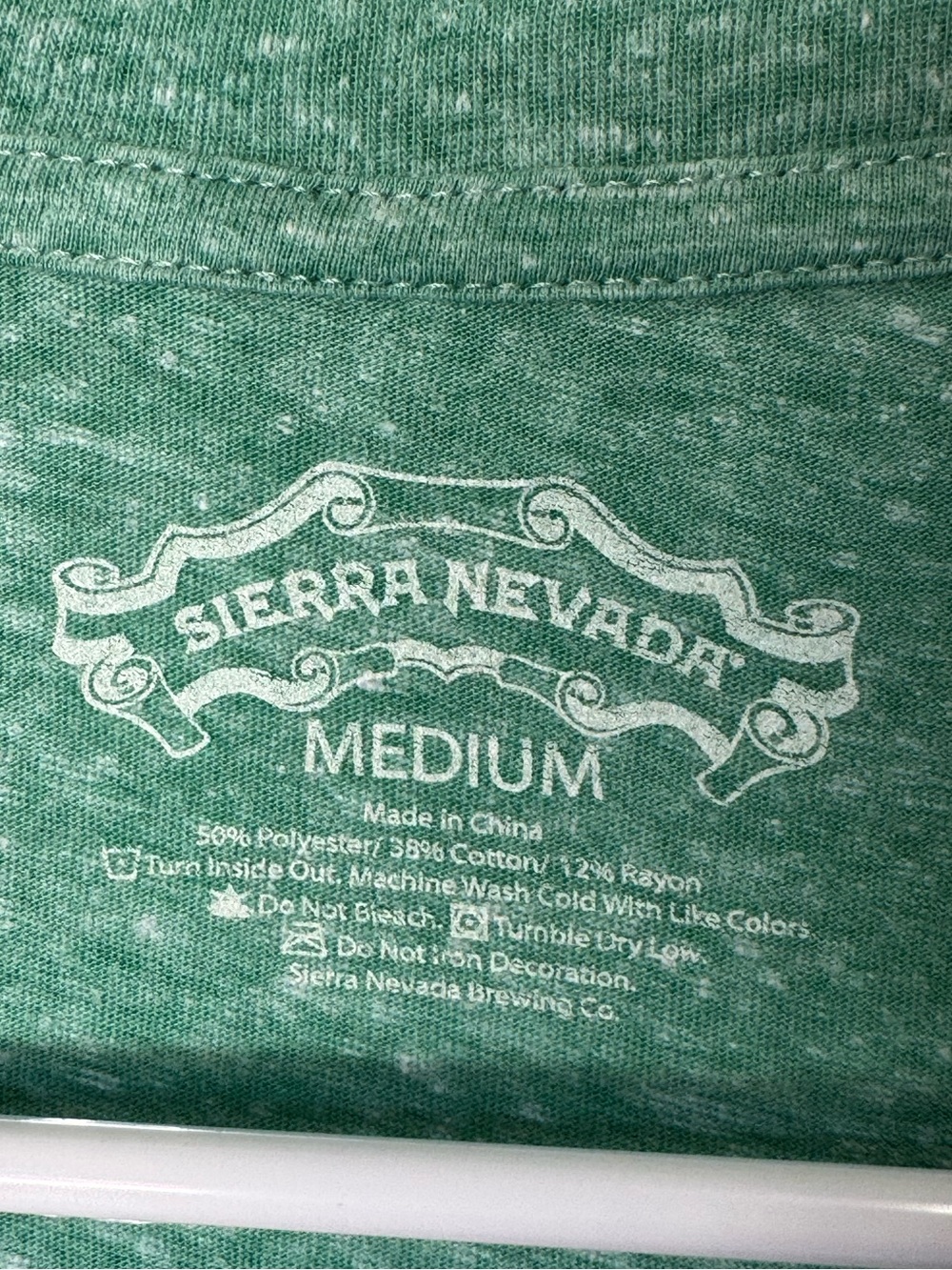 Sierra Nevada Green Pale Ale Graphic Tee Women’s M MINTY - Picture 4 of 5